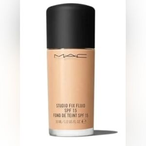 New! M.A.C Studio Fix Fluid Broad Spectrum SPF15 24 hr matte foundation NC 25